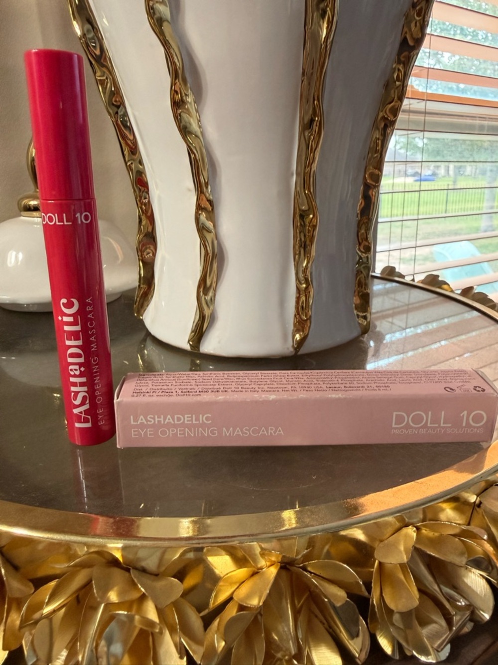 Dollcake Lashadelic Eye Opening Mascara - Hot Pink Tube